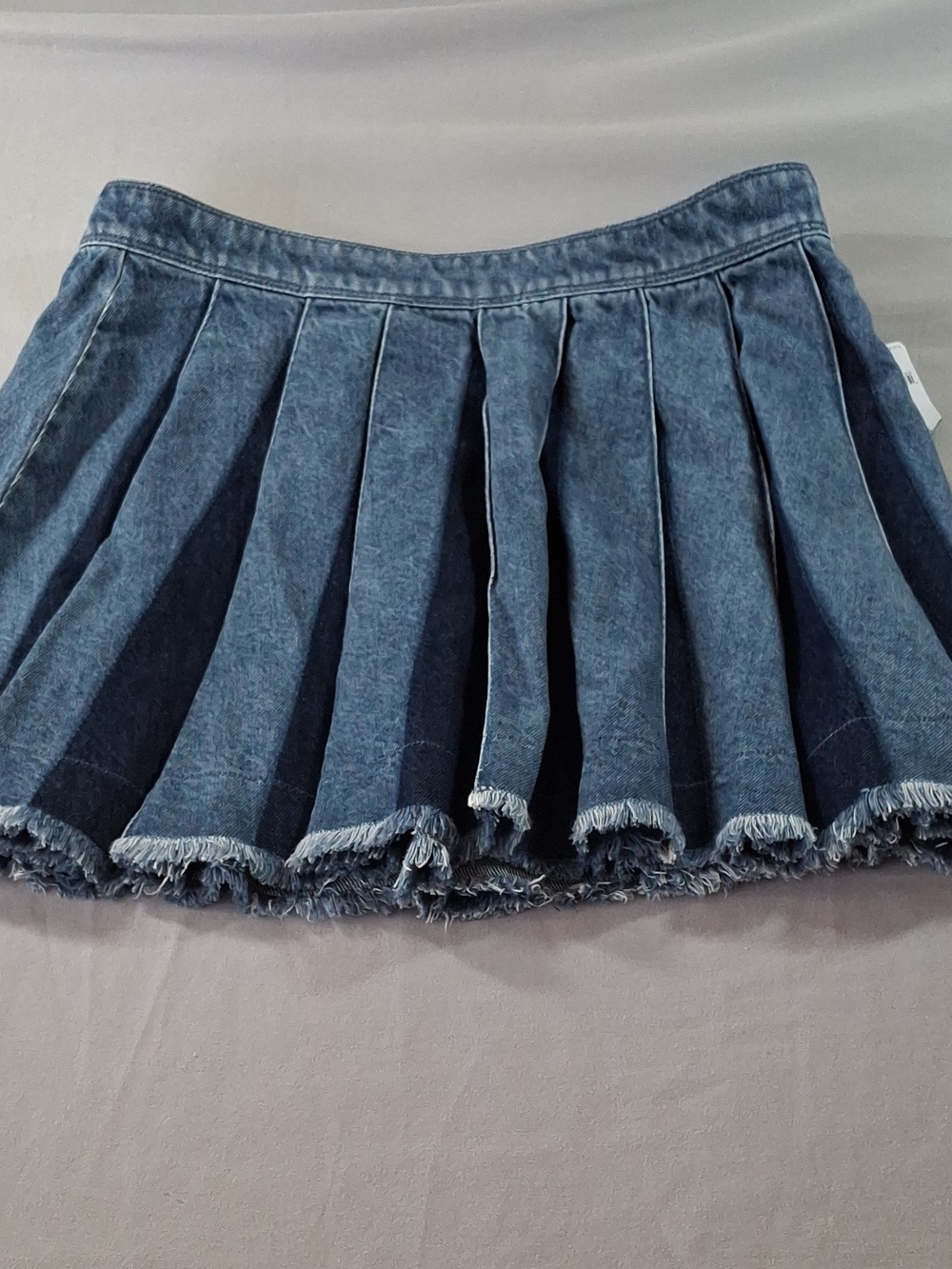 NWT Gap Pleated Denim Mini Skirt - Colorblock/Contrast Panel - Size 29 / 8 R